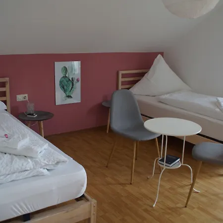 Black Forest 住宿加早餐酒店 2*