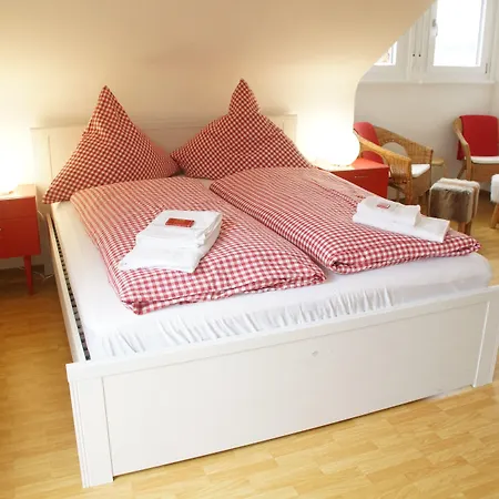 Bed & Breakfast Black Forest 2*