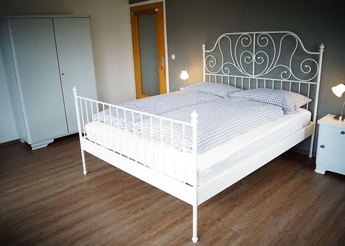 Black Forest ベッド・アンド・ブレックファスト フロイデンシュタット